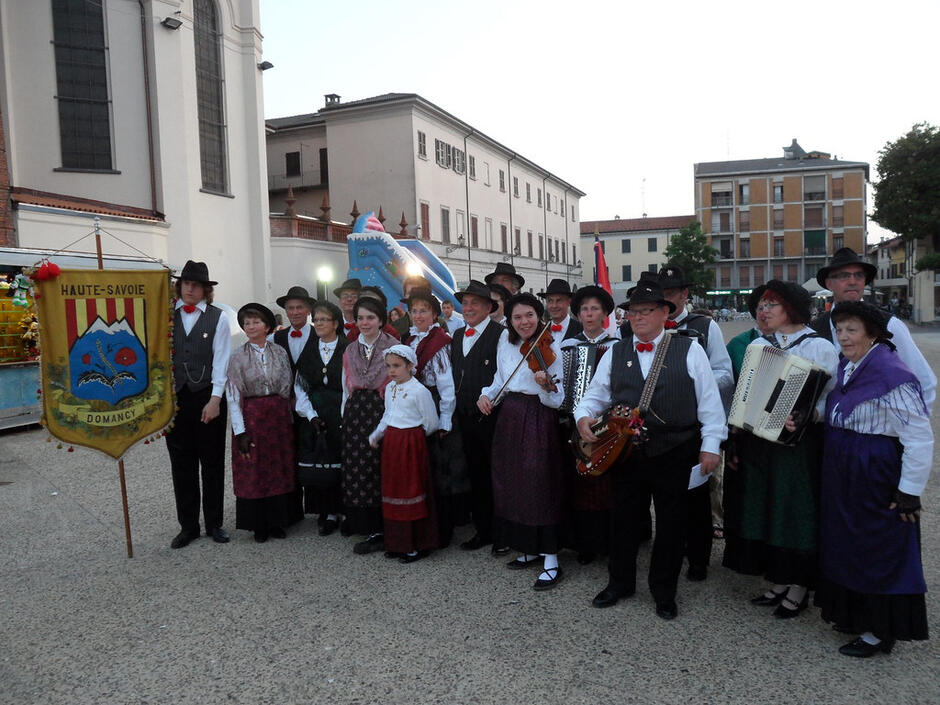 Échange avec Manghin e Manghina à Galliate en Italie (2012)